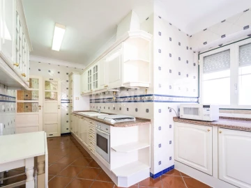 Apartamento T3 para Arrendamento em Arroios