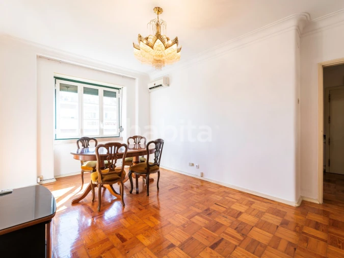 Apartamento T3 para Arrendamento em Arroios Foto 6