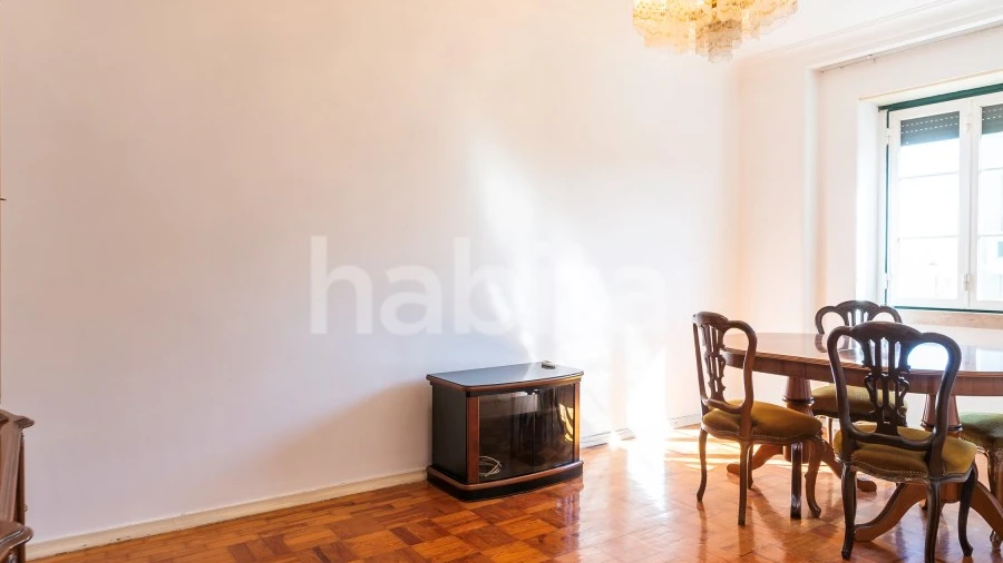 Apartamento T3 para Arrendamento em Arroios