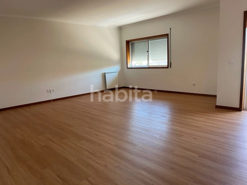 Apartamento T2 para Venda em Gandra Foto 2