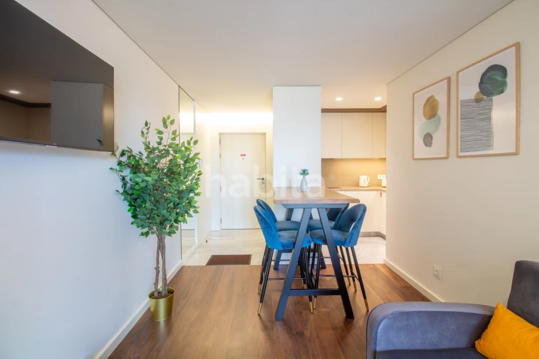 Apartamento T1 para Arrendamento em Mafamude e Vilar do Paraíso Foto 3