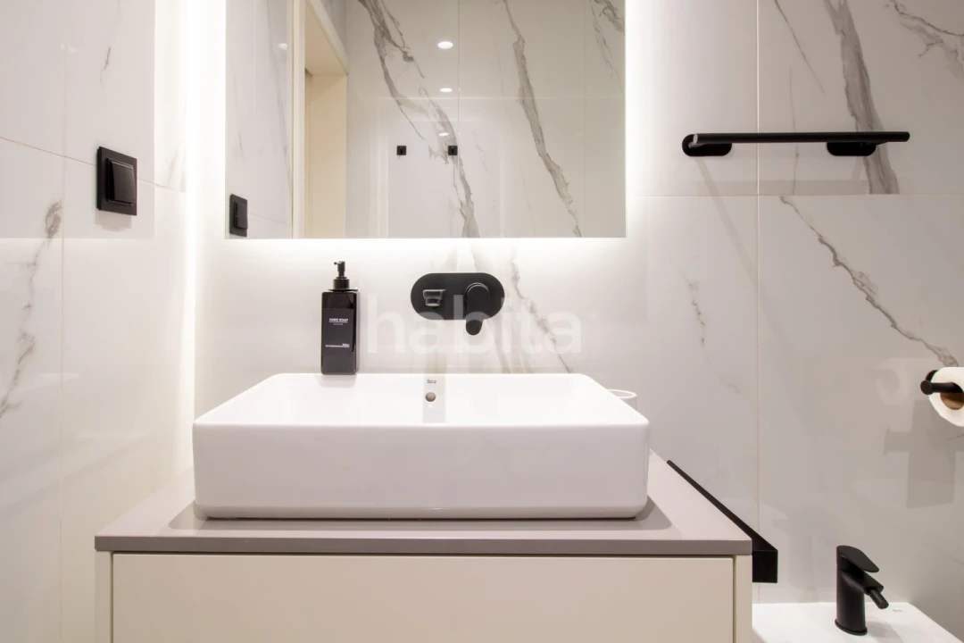 Apartamento T1 para Arrendamento em Mafamude e Vilar do Paraíso Foto 14