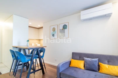 Apartamento T1 para Arrendamento em Mafamude e Vilar do Paraíso