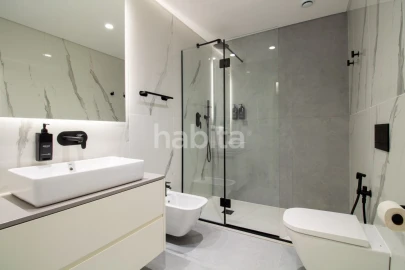 Apartamento T1 para Arrendamento em Mafamude e Vilar do Paraíso