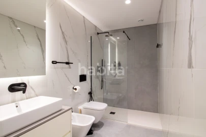 Apartamento T1 para Arrendamento em Mafamude e Vilar do Paraíso