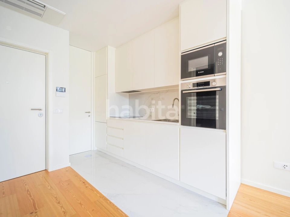 Apartamento T1 para Venda em Cedofeita, Santo Ildefonso, Sé, Miragaia, São Nicolau e Vitória Foto 4