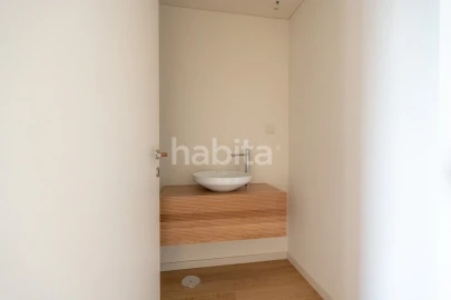 Apartamento T1 para Venda em Santa Clara e Castelo Viegas