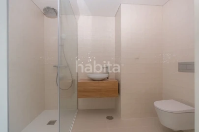 Apartamento T1 para Venda em Santa Clara e Castelo Viegas