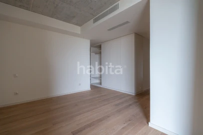 Apartamento T1 para Venda em Santa Clara e Castelo Viegas