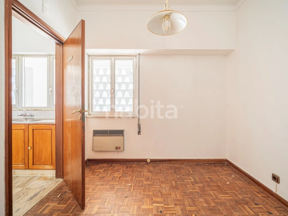 Apartamento T3 para Venda em Alvalade Foto 15