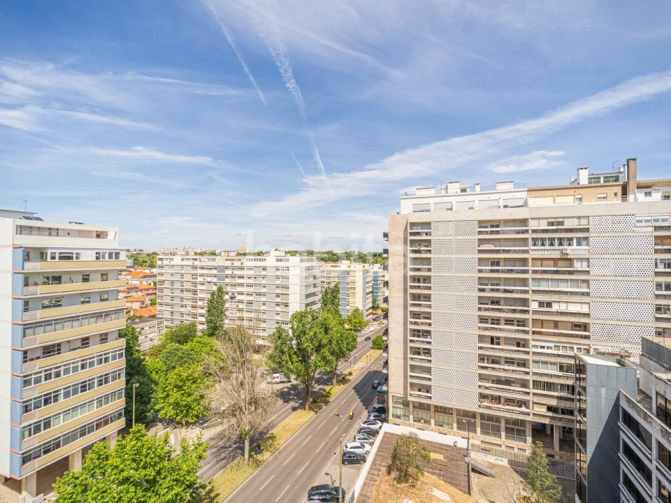 Apartamento T3 para Venda em Alvalade Foto 27