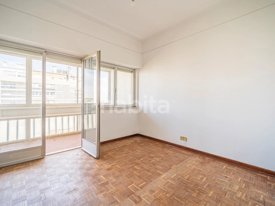 Apartamento T3 para Venda em Alvalade Foto 29