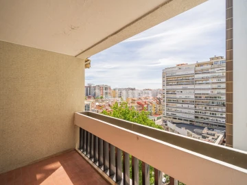 Apartamento T3 para Venda em Alvalade