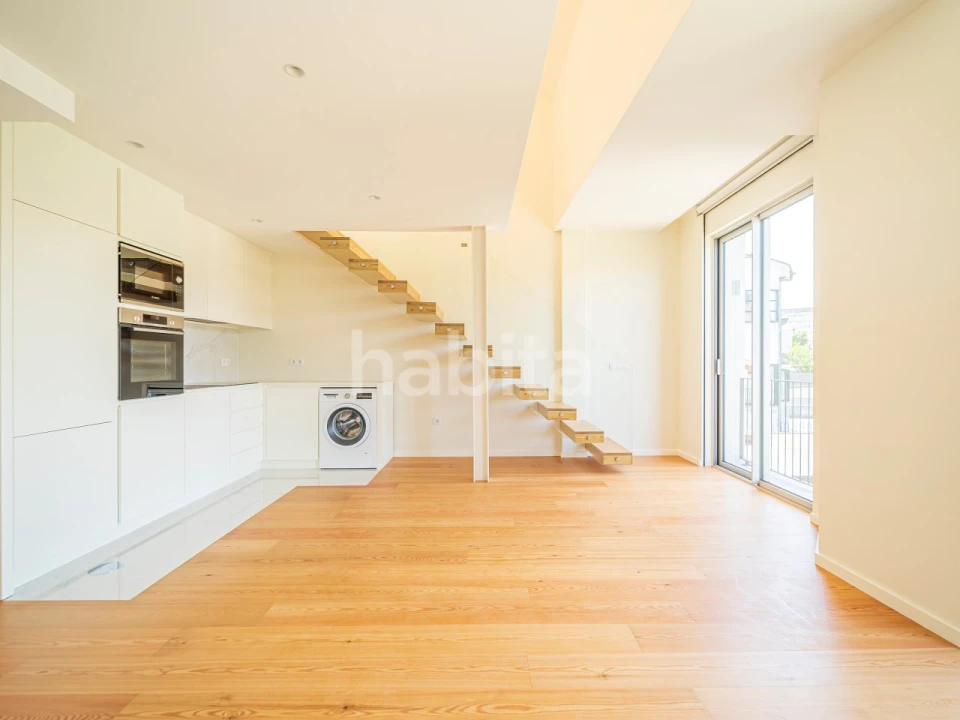 Apartamento T1 para Venda em Cedofeita, Santo Ildefonso, Sé, Miragaia, São Nicolau e Vitória Foto 1
