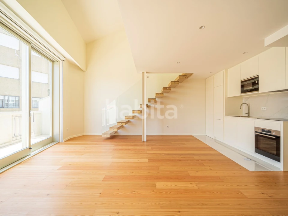 Apartamento T1 para Venda em Cedofeita, Santo Ildefonso, Sé, Miragaia, São Nicolau e Vitória Foto 1
