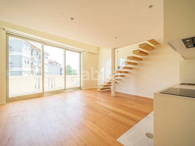 Apartamento T1 para Venda em Cedofeita, Santo Ildefonso, Sé, Miragaia, São Nicolau e Vitória Foto 2