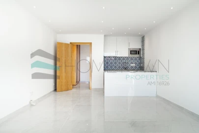 Apartamento para Venda em Quarteira