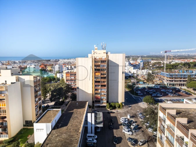 Apartamento para Venda em Quarteira Foto 19