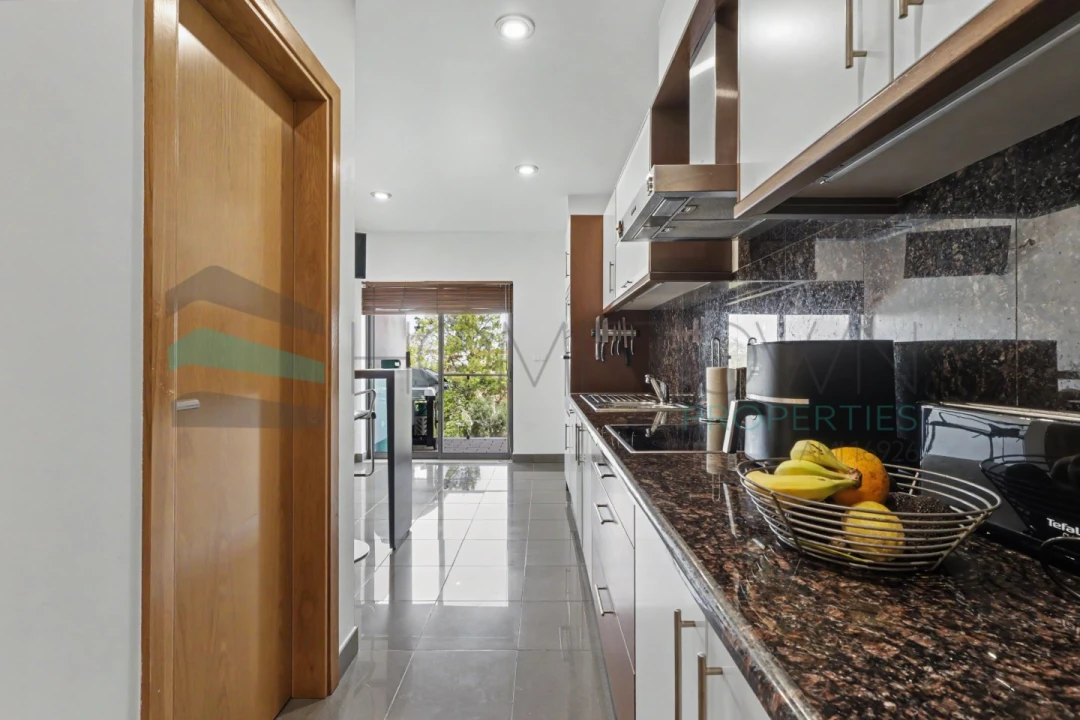 Apartamento T4 para Venda em Loule (São Clemente) Foto 16
