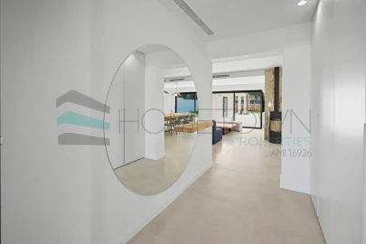 Moradia T4 para Venda em Quarteira