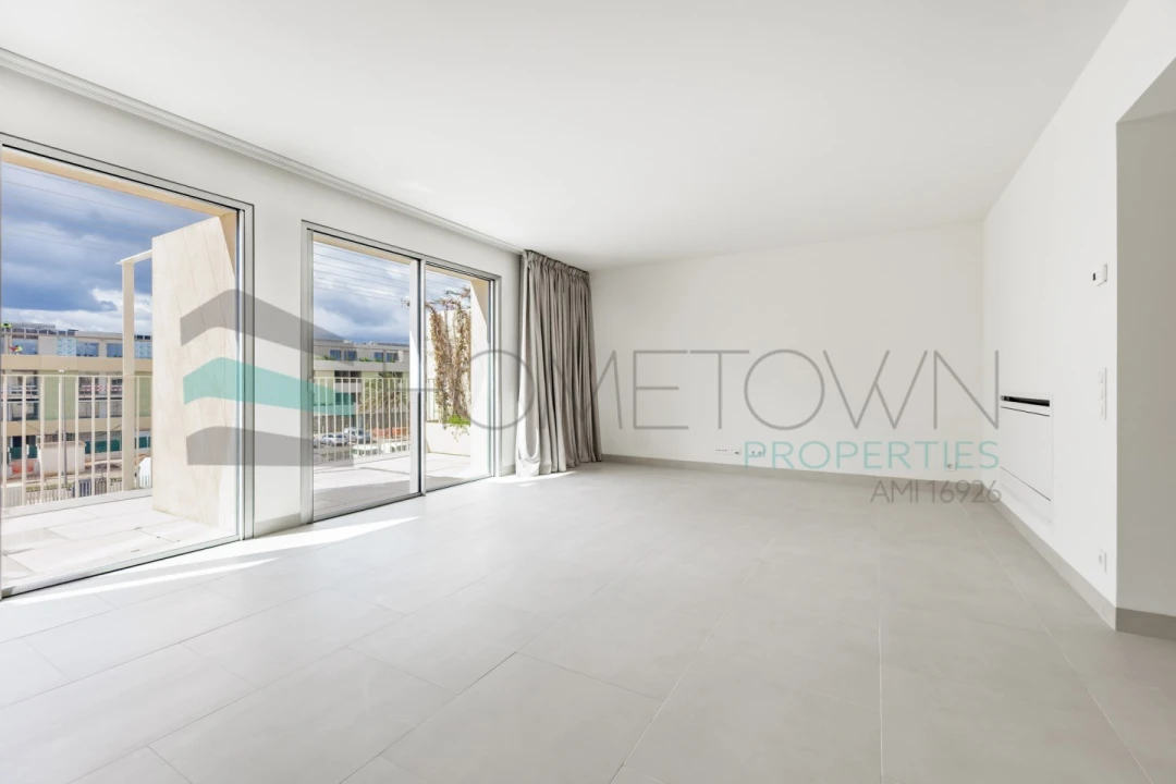 Apartamento T2 para Venda em Quarteira Foto 7