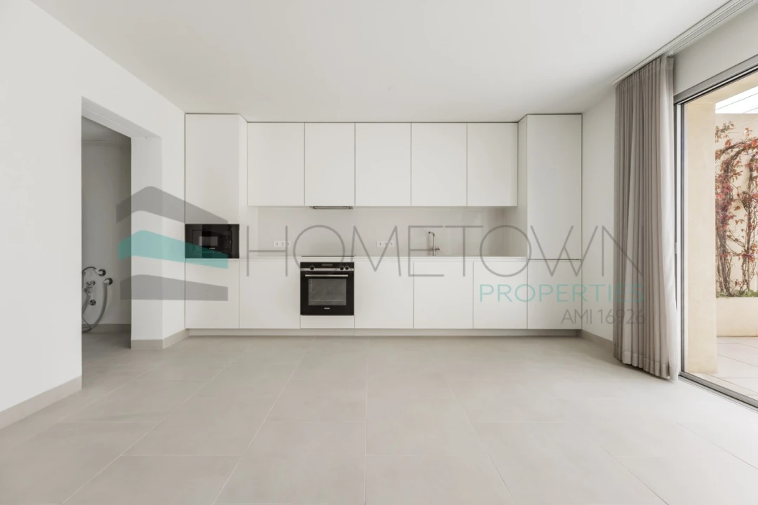 Apartamento T2 para Venda em Quarteira Foto 8