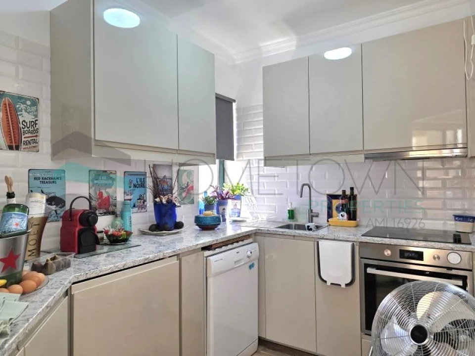 Apartamento T1 para Venda em Quarteira Foto 3