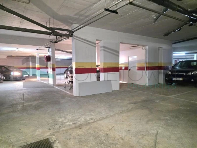 Apartamento T1 para Venda em Quarteira Foto 19