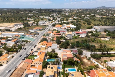 Moradia T5 para Venda em Almancil