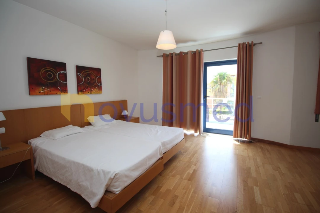 Apartamento T2 para Venda em Albufeira e Olhos de Água Foto 32