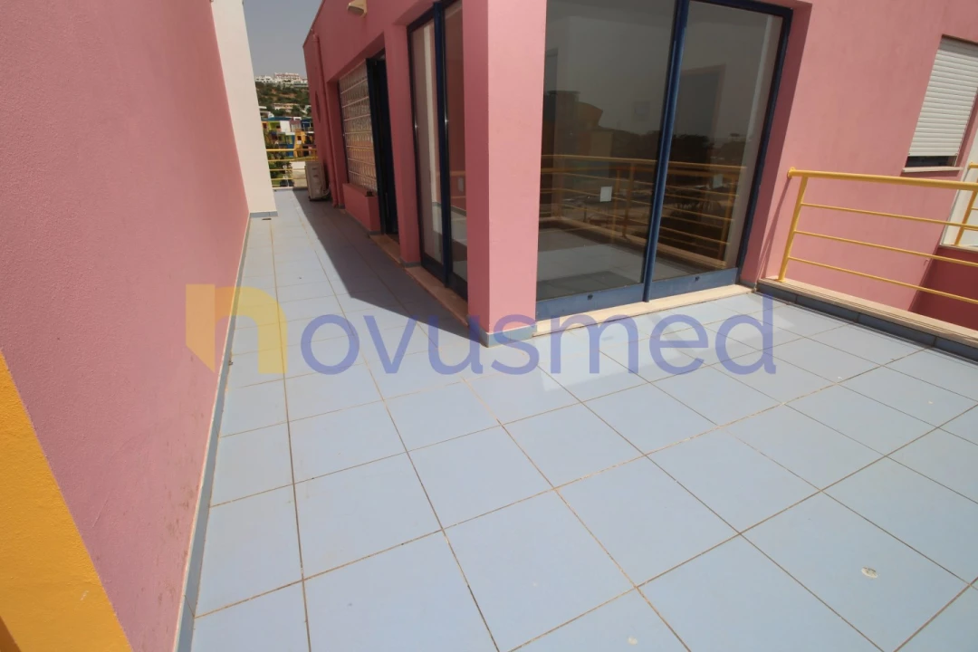 Apartamento T2 para Venda em Albufeira e Olhos de Água Foto 40
