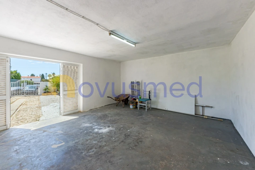 Moradia T4 para Venda em Albufeira e Olhos de Água Foto 13