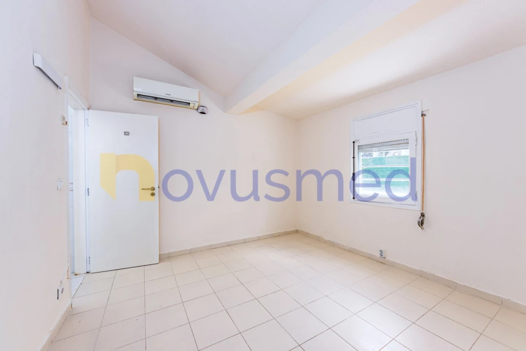 Moradia T4 para Venda em Albufeira e Olhos de Água Foto 31