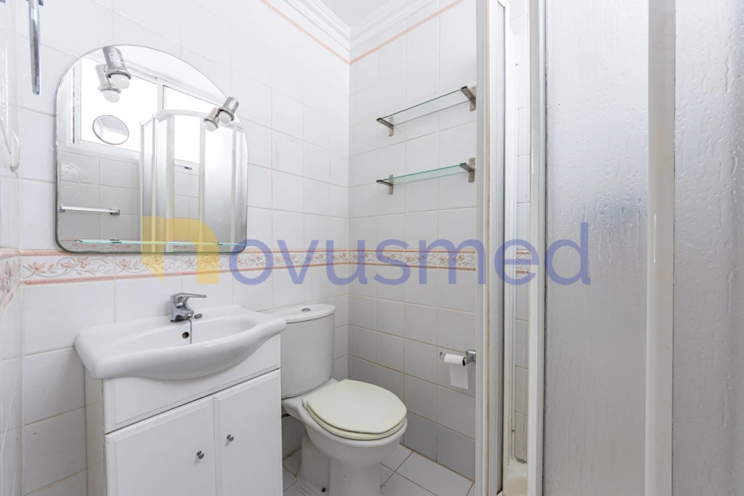 Moradia T4 para Venda em Albufeira e Olhos de Água Foto 34