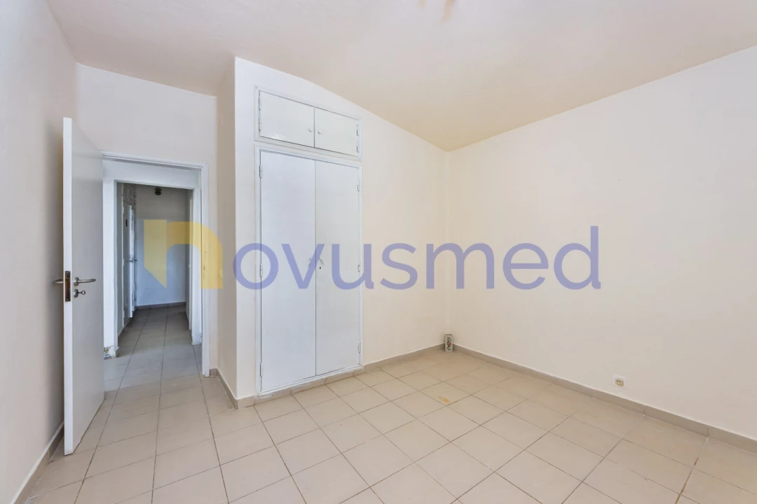 Moradia T4 para Venda em Albufeira e Olhos de Água Foto 36