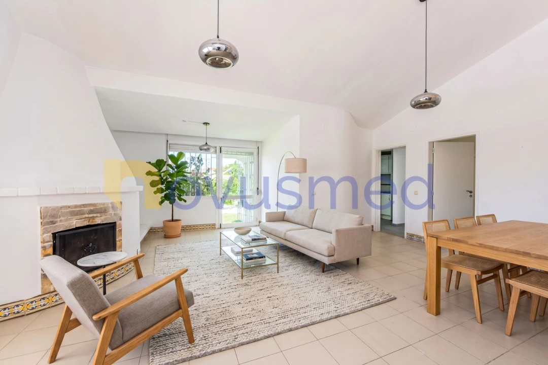 Moradia T4 para Venda em Albufeira e Olhos de Água Foto 15