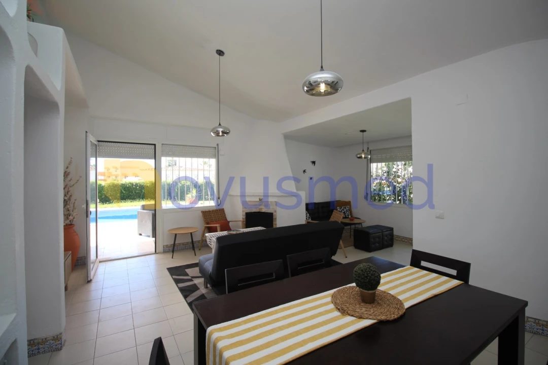 Moradia T4 para Venda em Albufeira e Olhos de Água Foto 8