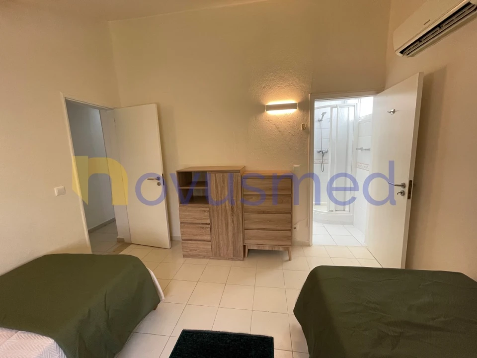 Moradia T4 para Venda em Albufeira e Olhos de Água Foto 19