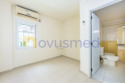Moradia T4 para Venda em Albufeira e Olhos de Água