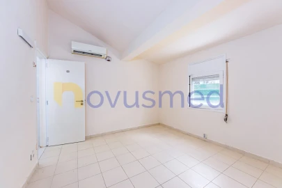 Moradia T4 para Venda em Albufeira e Olhos de Água