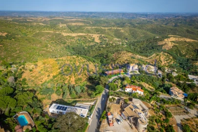 Terreno para Venda em Monchique