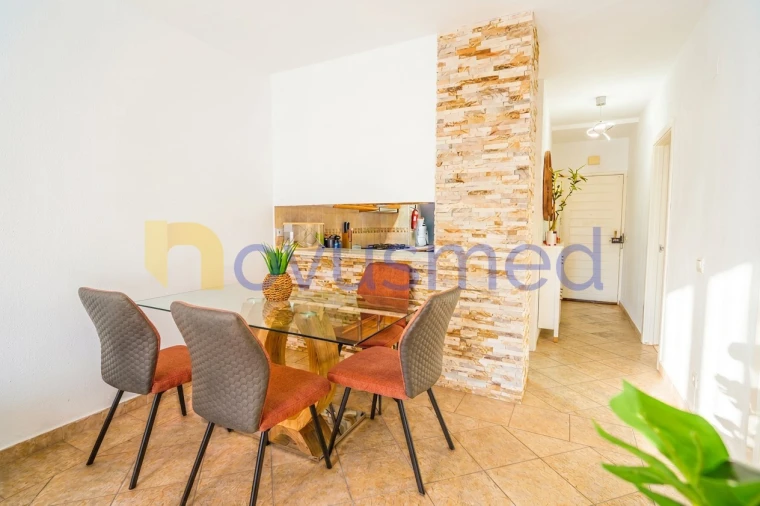 Apartamento T2 para Venda em Ferreiras Foto 2