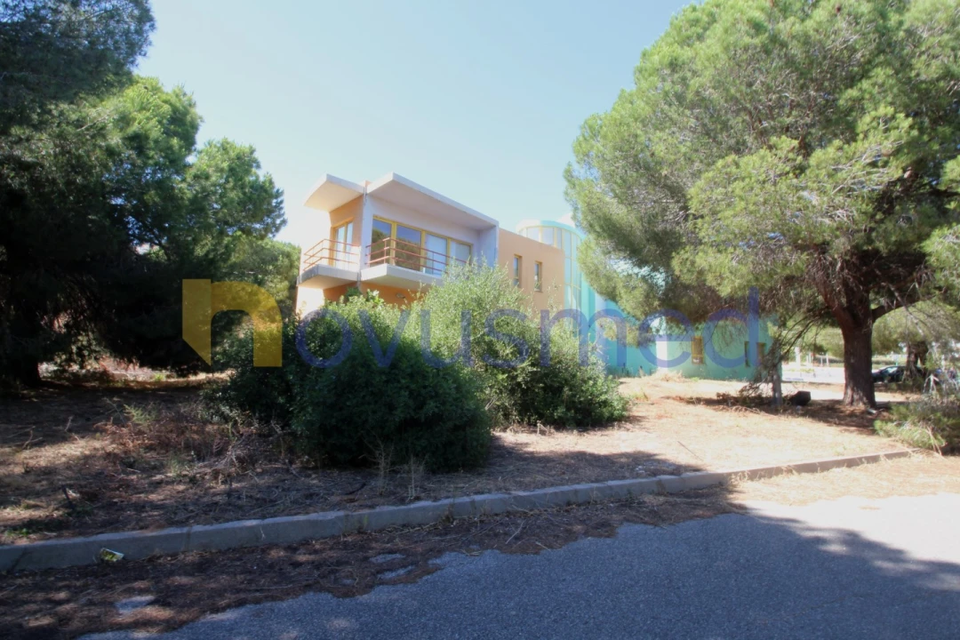 Terreno Comércio / Armazém para Venda em Albufeira e Olhos de Água Foto 24
