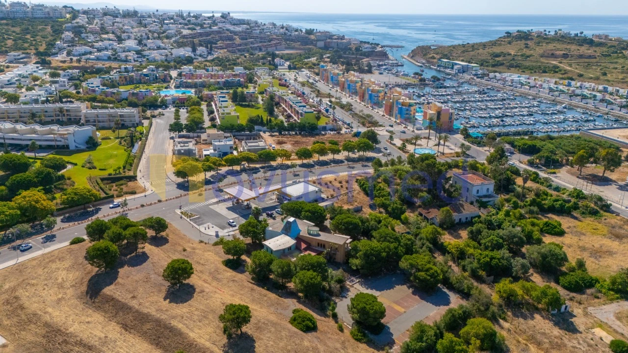 Terreno Comércio / Armazém para Venda em Albufeira e Olhos de Água Foto 27