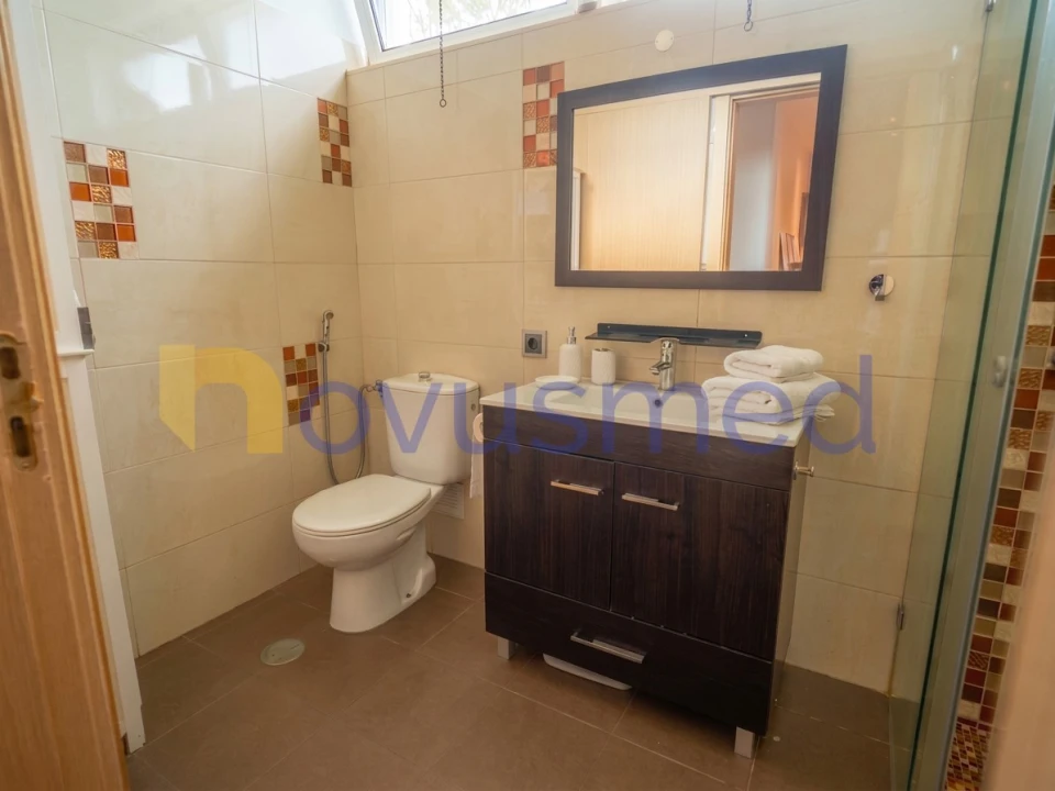 Apartamento T2 para Venda em Ferreiras Foto 13