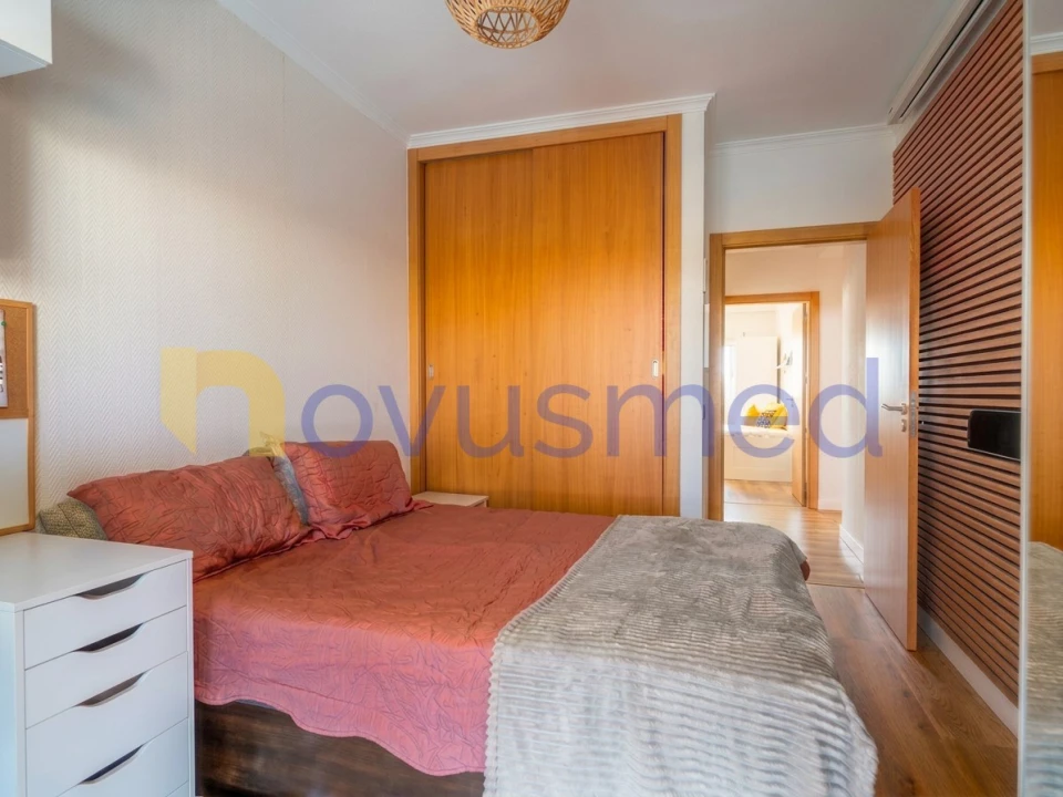 Apartamento T2 para Venda em Ferreiras Foto 17