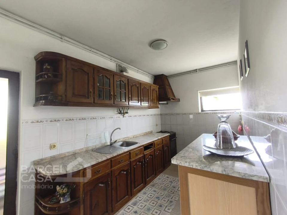 Moradia T3 para Venda em Airo Foto 31
