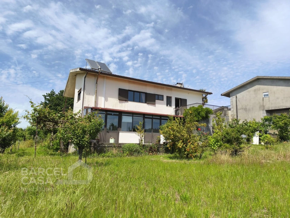 Moradia T3 para Venda em Airo Foto 41