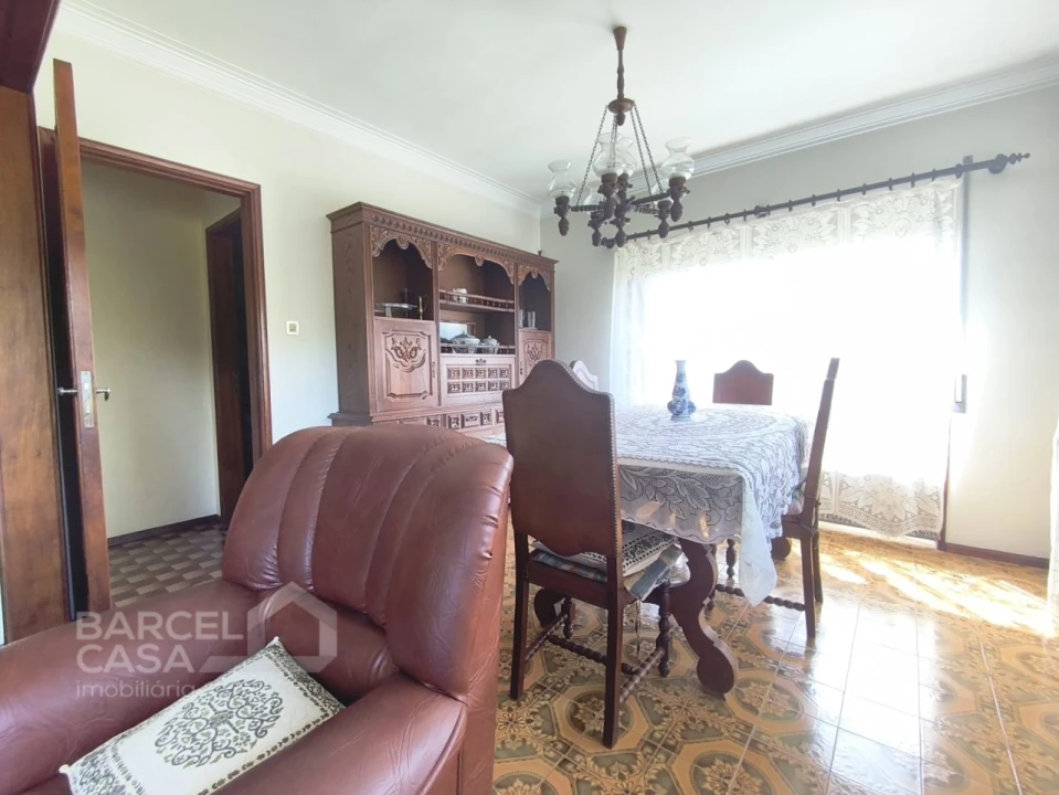 Moradia T3 para Venda em Airo Foto 15