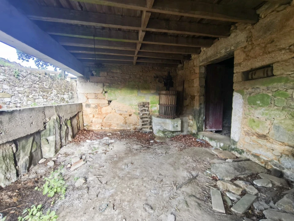 Moradia T4 para Venda em Vila Cova e Feitos Foto 12